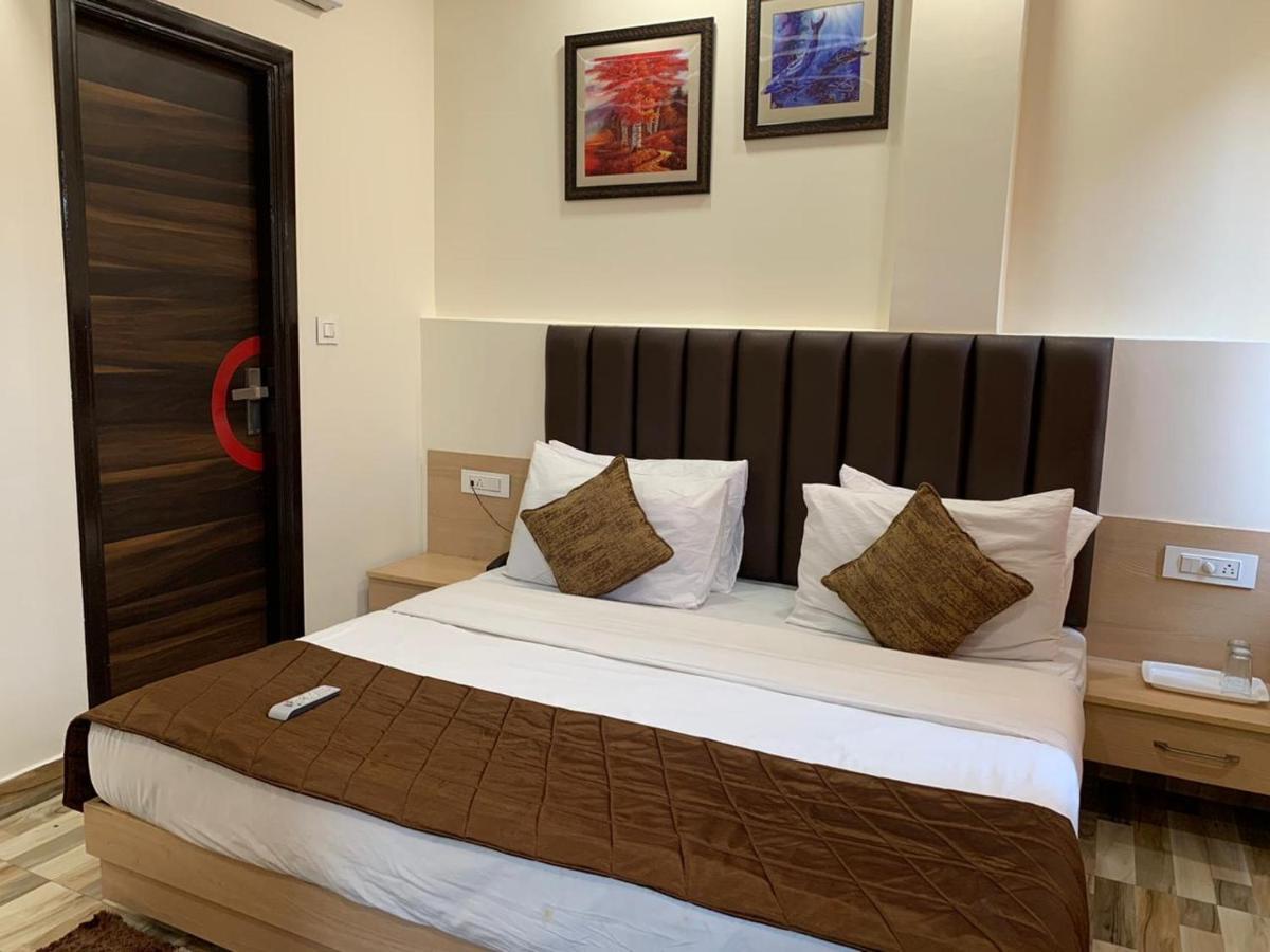 Hotel Heaven View - 50M From Golden Temple Amritsar Esterno foto