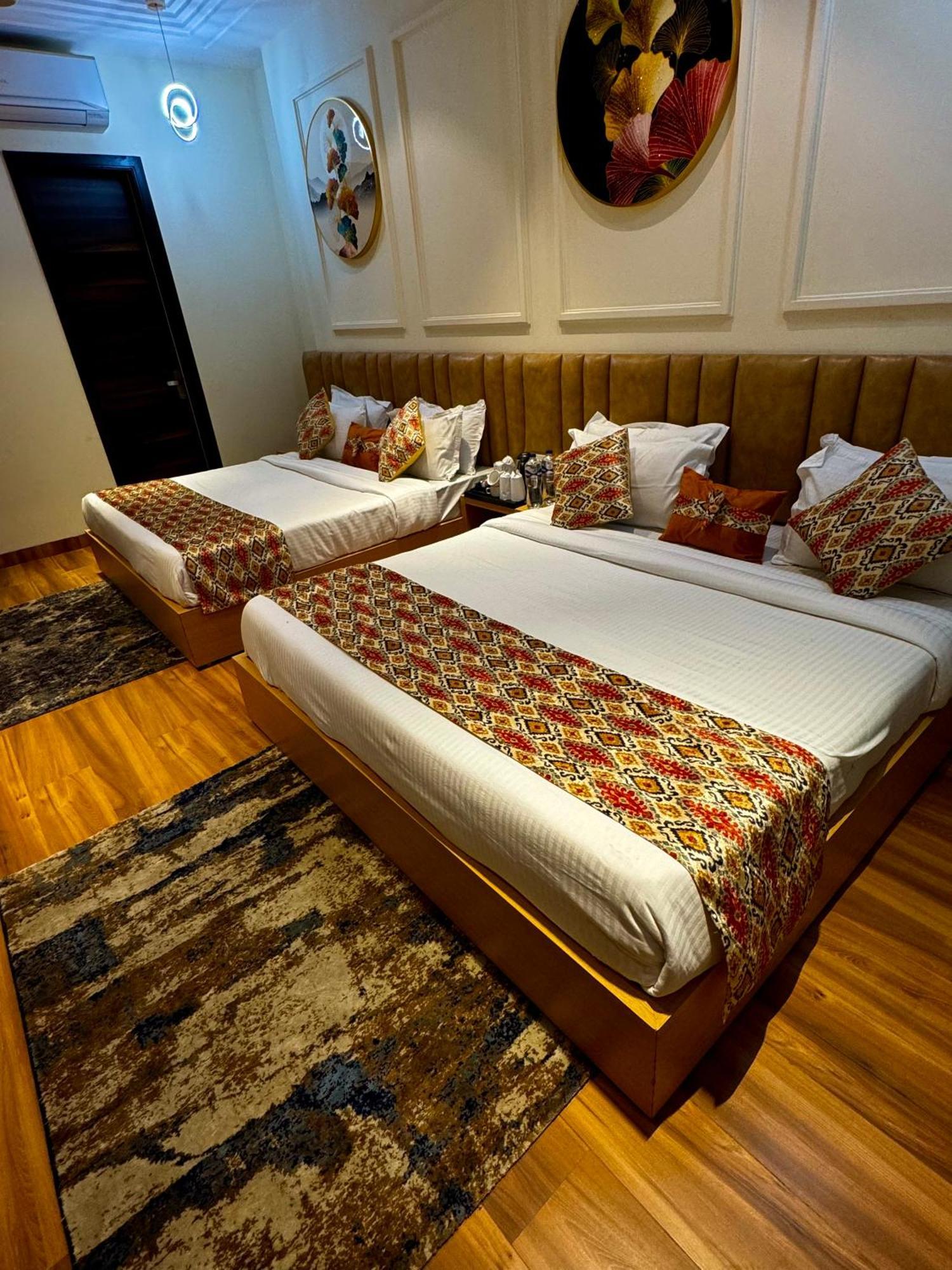 Hotel Heaven View - 50M From Golden Temple Amritsar Esterno foto
