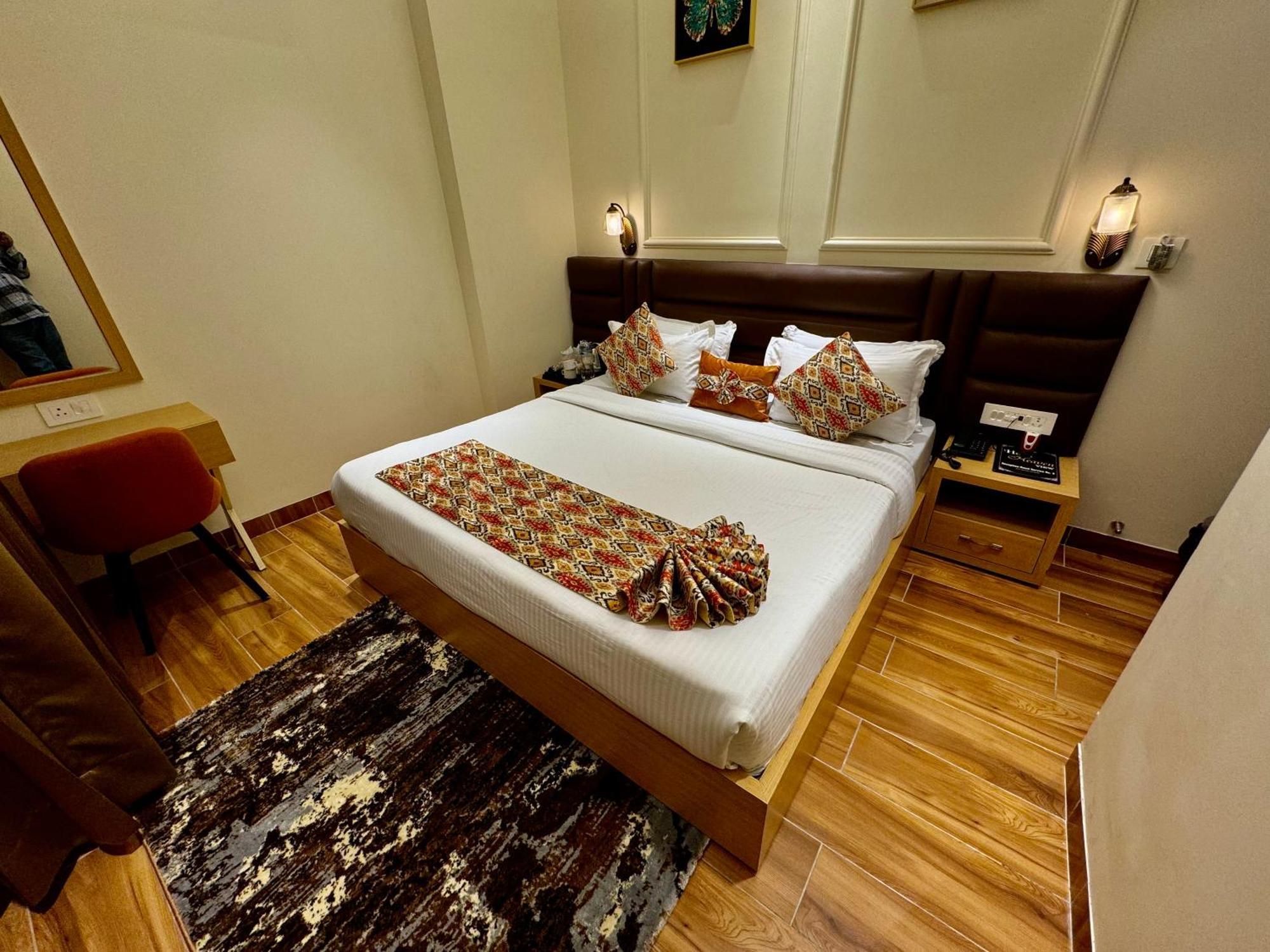 Hotel Heaven View - 50M From Golden Temple Amritsar Esterno foto