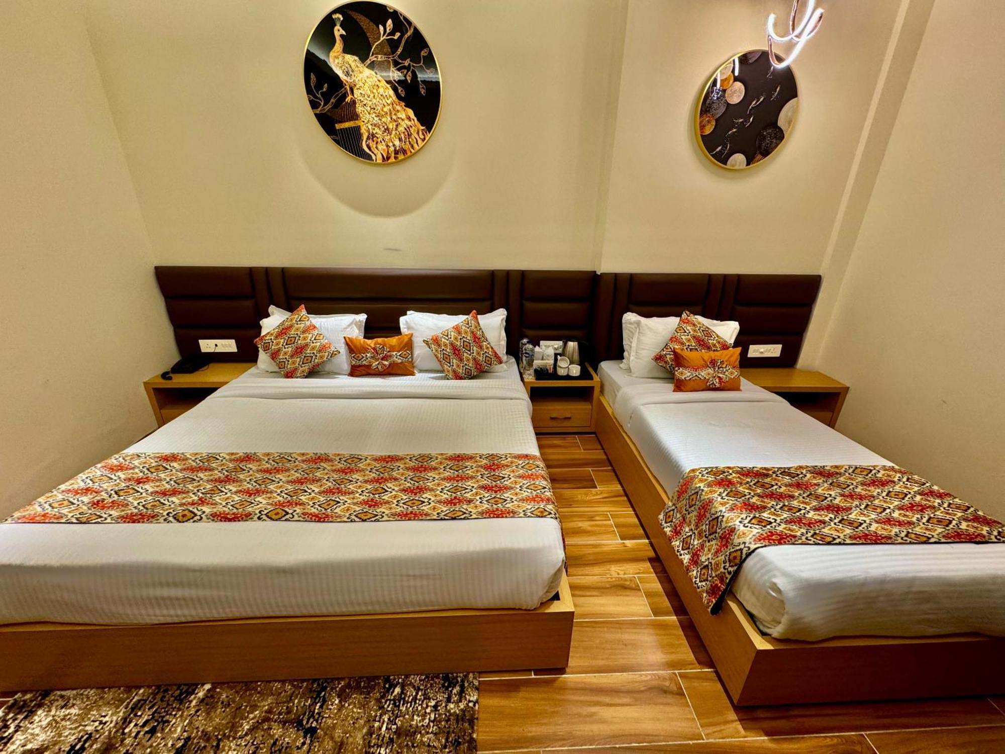 Hotel Heaven View - 50M From Golden Temple Amritsar Esterno foto