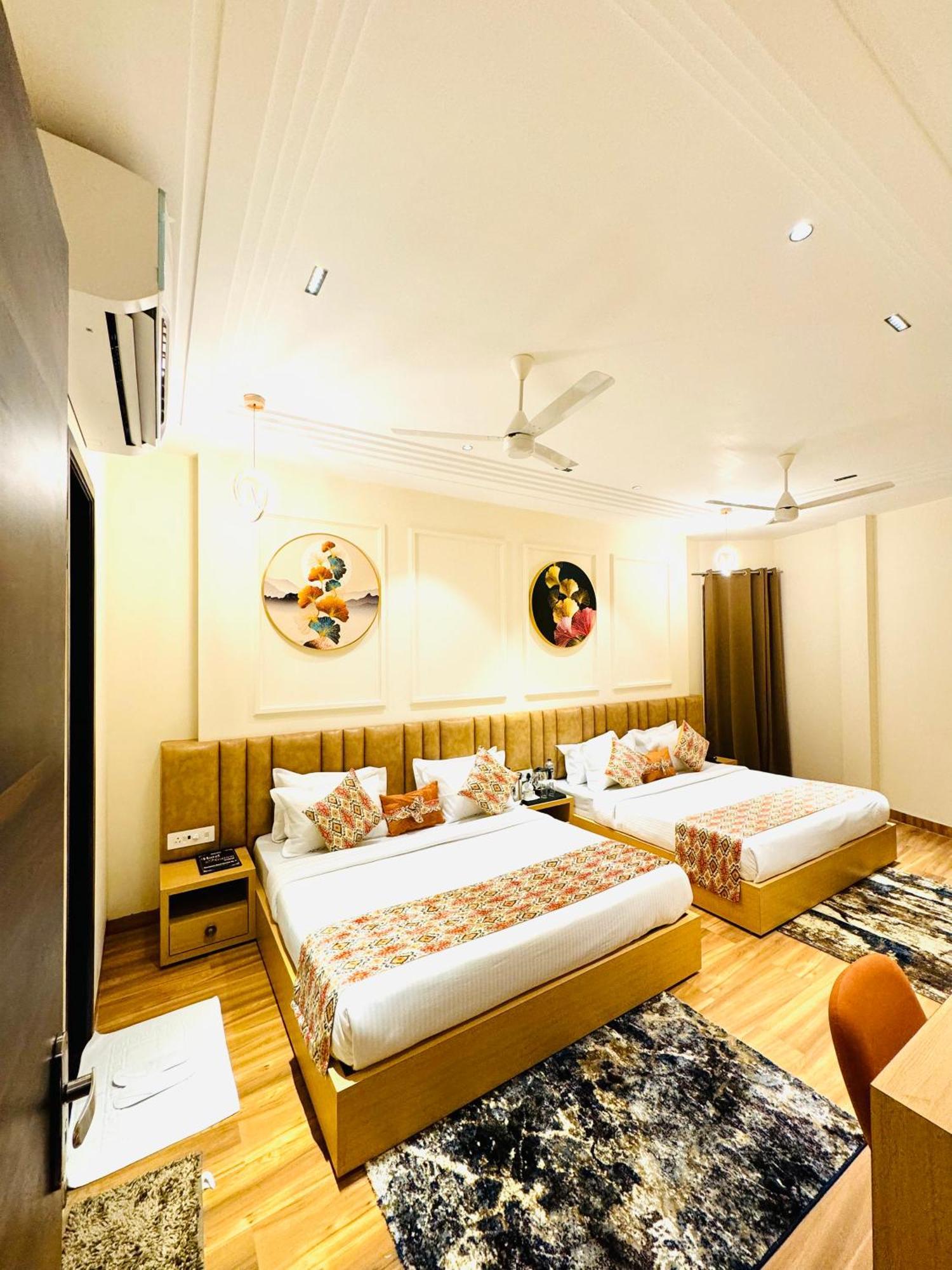 Hotel Heaven View - 50M From Golden Temple Amritsar Esterno foto